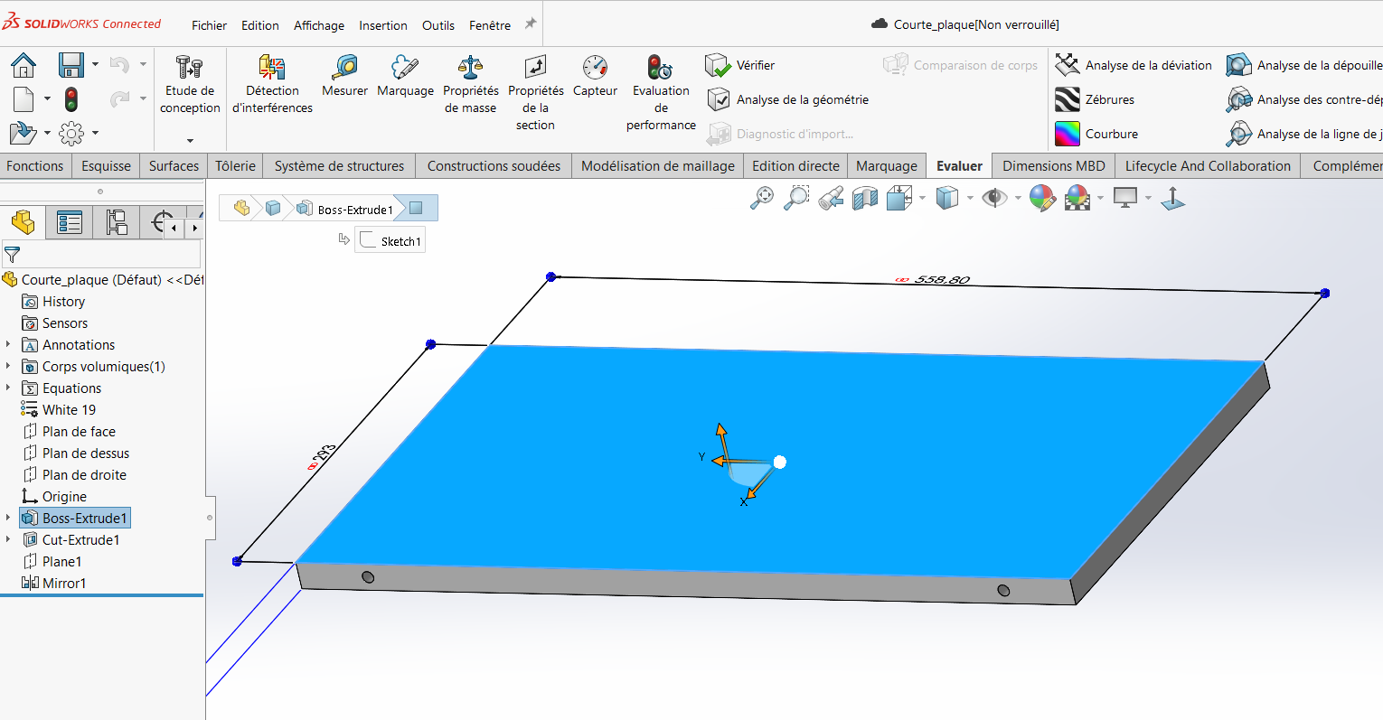 Comment calculer le volume et la masse d'un modèle dans SOLIDWORKS ?